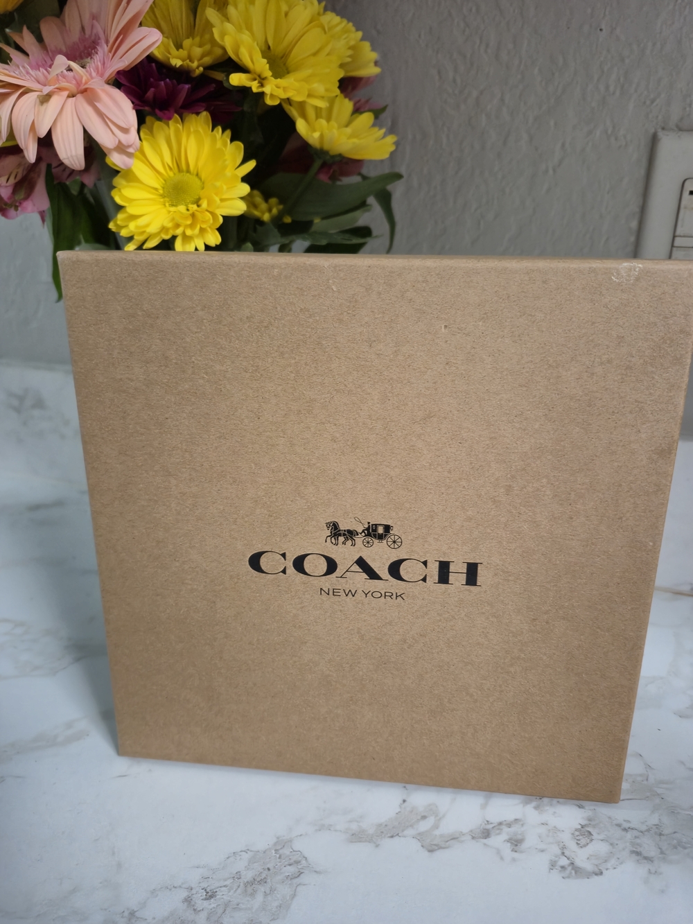 SOLD!!! COACH New York Valet Tray Signature Box - Brown